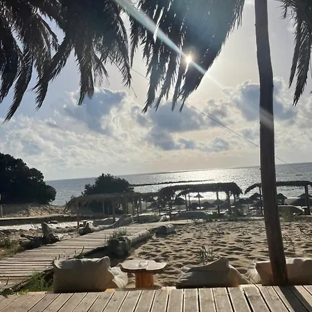 Sunset With Seaview & Private Pool גיאלובה