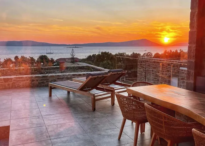 Sunset With Seaview & Private Pool ヴィラ ジアロヴァ